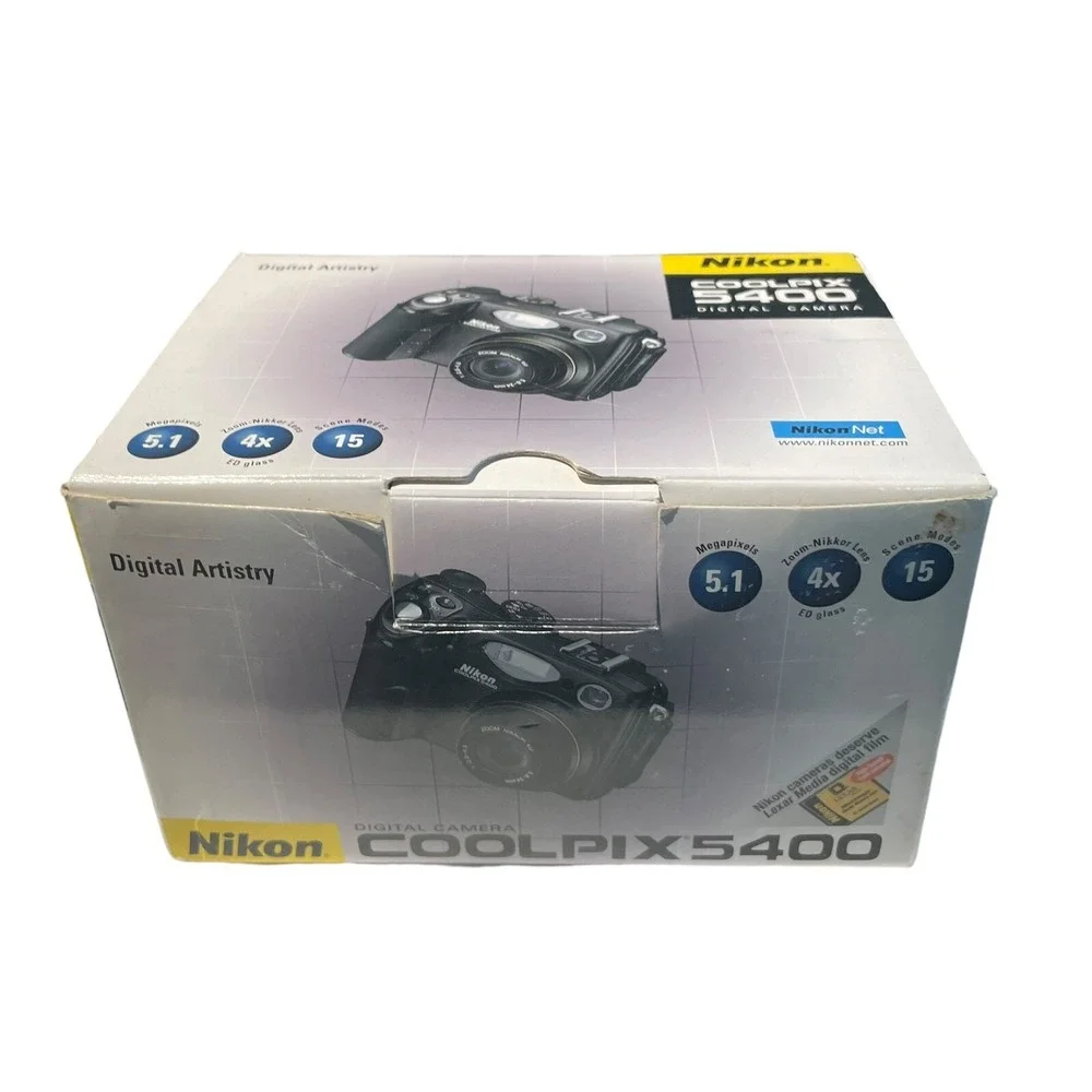 Nikon COOLPIX 5400 5.1MP Digital Camera - Black (battery not Charging)‎